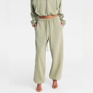KBB by KAHLANA High-Rise Straight Leg 'The Dwayne Sweats' - Olive Green